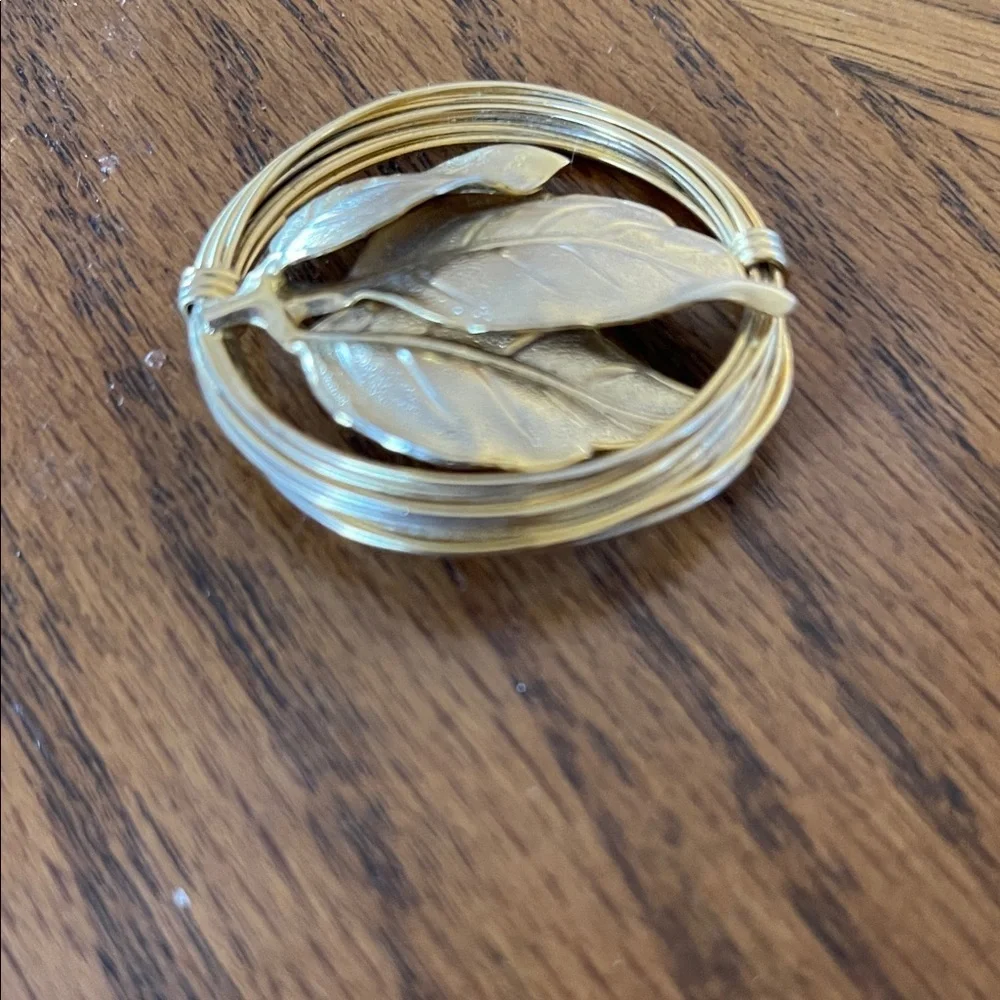 Elegant Gold and Silver Leaf Accent Vintage